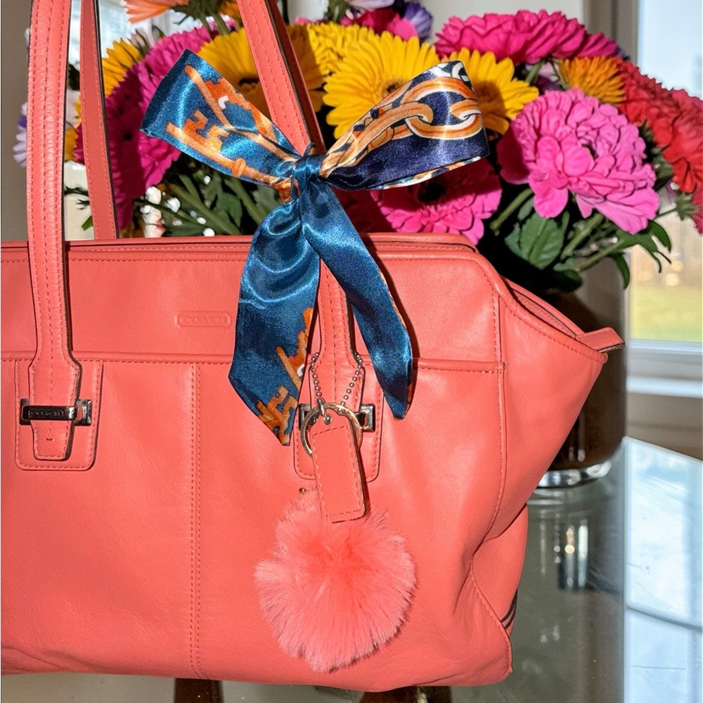 5 piece Coach Taylor Alexis Leather Carryall Tote EUC in Coral Pink - Picture 9 of 15